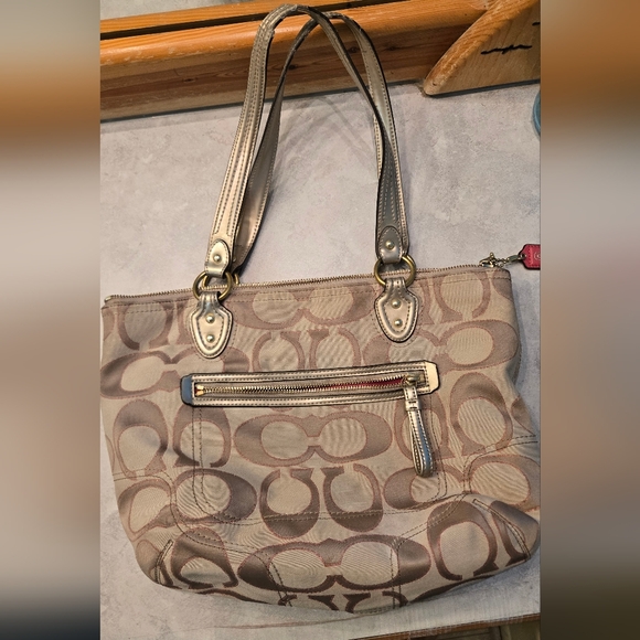 Coach Tan Shoulder Bag with Signature Design. Some Wear On The Straps. - Picture 1 of 11